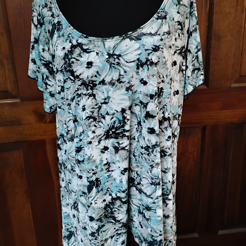 Brittany Black Floral Print Women's Blouse - Black, White, Blue Size 1X